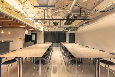 727_SpemoLOUNGE新橋の室内の写真