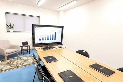 【高速光WiFi】大和西大寺駅徒歩4分。TVモニタ付完全個室。16名会議室1,800円/h★3h5,130円 - ハッピースクールビル