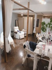 店内全体 - Hanna&Hanna ネイル、まつげ、エステなどの美容系レンタルスペースの室内の写真