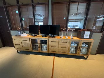 貸出備品多数ご用意ございます。 - BasisPoint 八王子店 【8名会議室RoomB】八王子エリアの設備の写真