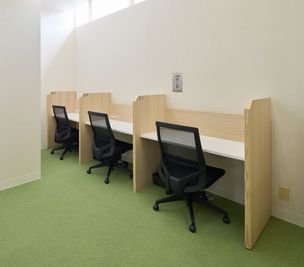 オープンスペース【D1～D3】席ー西武新宿線「田無」駅直結！エミオ田無のワークスペース - エミフィスミニ田無