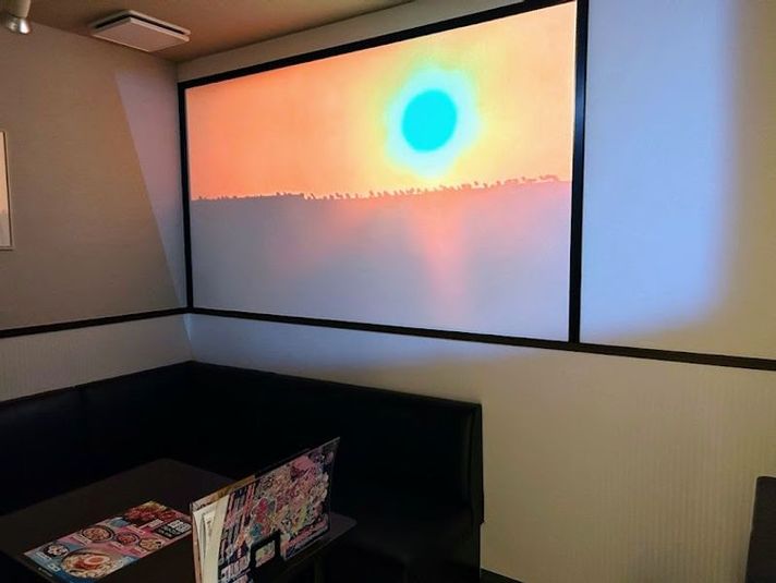 カラオケ　プロジェクタールーム - カラオケ コート・ダジュール岡山店