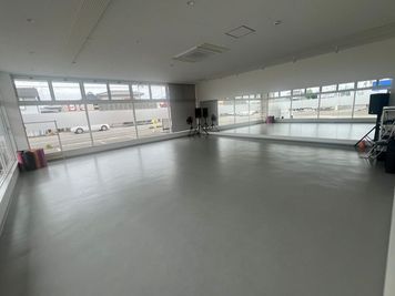B.I.G. DANCESTUDIO 『Aスタジオ』イベント ダンス 余興 カルチャースクール ／貸切の室内の写真