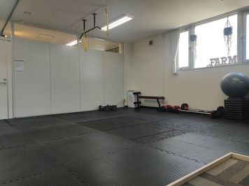 レンタルスタジオFARM レンタルスタジオ ファーム プライベートの貸切スペースの室内の写真