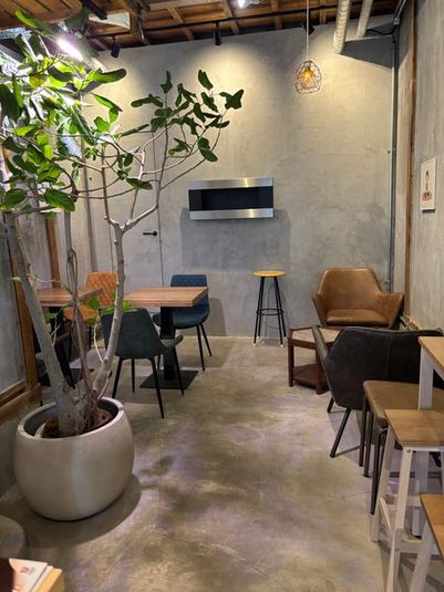 カフェ居抜きキッチン付き古民家スペース - 当日予約可！１階がカフェ&Bar２階がサロンのスペース