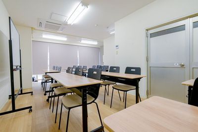 スマイリー会議室　金山店 スマイリー会議室　金山店【金山駅徒歩４分】の室内の写真