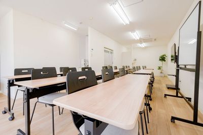 スマイリー会議室　金山店 スマイリー会議室　金山店【金山駅徒歩４分】の室内の写真