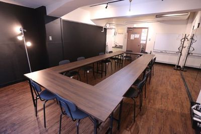 リンクスペース神田A　駅近貸会議室・スタジオ リンクスペース神田A🌅【貸会議室/ダンススタジオ/全身鏡】の室内の写真