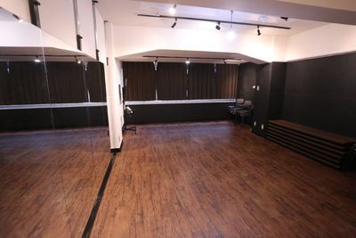リンクスペース神田A　駅近貸会議室・スタジオ リンクスペース神田A🌅【貸会議室/ダンススタジオ/全身鏡】の室内の写真