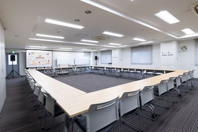 レイアウトイメージ（ロの字型） - 東京会議室 田町CC 東京会議室田町カンファレンスセンターの室内の写真