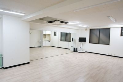 🎊オープン割引中【池下駅2分】ダンスやヨガ、撮影に最適！50㎡の広々空間で10名以上でダンス可能！ - レンタルスタジオ　Nuts池下店