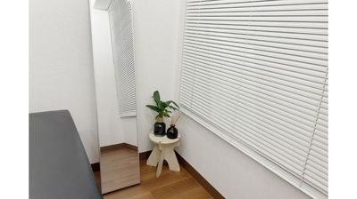 全身鏡完備 - StretchTOKYO シェアサロンST都立大学の設備の写真