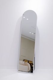 撮影用 姿見 - CLELIA 韓国風フォトスタジオの室内の写真