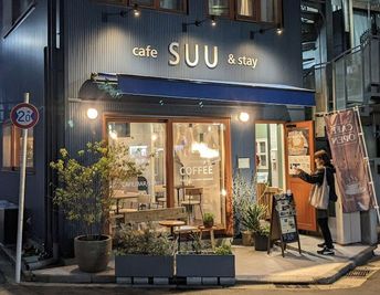 cafe & bar SUU 東京スカイツリー前（押上駅）から徒歩2分の Cafe & Barの室内の写真