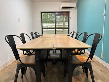 GOZAR会議室 代々木上原の室内の写真