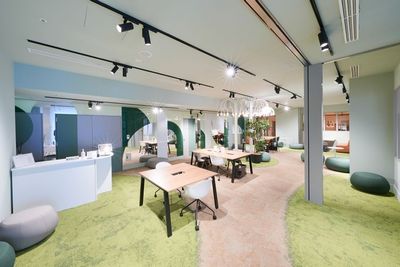 ２F受付 - BAUM HAUS WORK 【バウムハウス　ミーティングルーム】の入口の写真