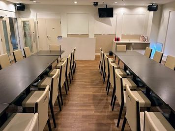 カラオケ コート・ダジュールLuz湘南辻堂店 カラオケ　マルチパーティールームの室内の写真