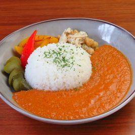 cafe & bar SUU 東京スカイツリー前（押上駅）から徒歩2分の Cafe & Barの室内の写真