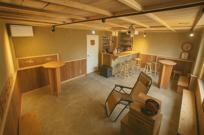 隠れ家の様なスペースです✨
YouTube撮影等に人気です📸 - Relax one 浅草 Relax one 浅草｜イベント🍷撮影利用可📷の室内の写真