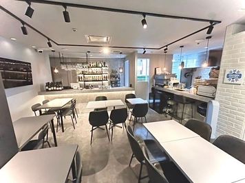 【新橋駅 徒歩1分】料理教室🌟ワイン会・試飲会🍷オフ会✨ロケ収録、YouTube撮影📷街コン🍃会議・交流会・懇親会◎ - MYROOM space 新橋003