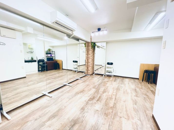 🌟渋谷 安い お洒落　駅チカ　タワレコすぐ　レンタルスタジオ - STUDIO ROZE  (スタジオロゼ) 渋谷店