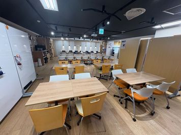 いいオフィス横浜 by HamaPort 全面貸切　イベントスペースの室内の写真