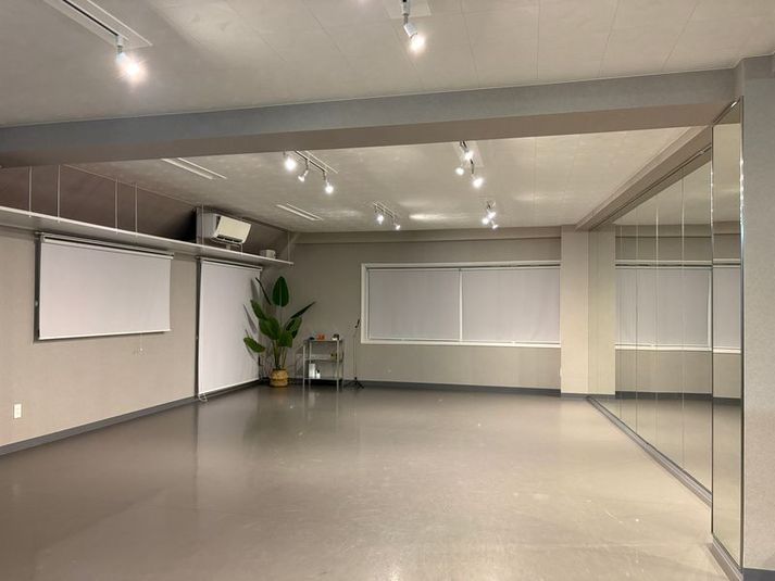 リノリウム床の広々57㎡スタジオ - studio NOBLE 東伏見駅　レンタルスタジオの室内の写真