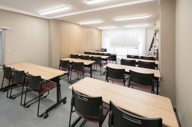 麹町半蔵門エリアの貸し会議室 - みらいスペース麹町