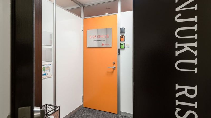 西新宿ライズオフィス🟩3rd会議室🟩 - 西新宿ライズオフィス3rd