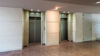 エレベーターで３Fまでお越しください - 西新宿ライズオフィス3rd 西新宿ライズオフィス3rd会議室のその他の写真