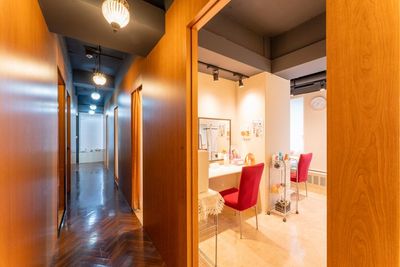 ルームまでのサロン内 - レンタルサロン　エステティック　マダムテルコ　 エステ　マッサージ　レンタルサロン　の室内の写真