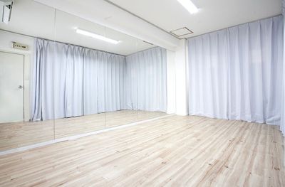 駅徒歩1分　24時間営業 いつでも利用できるプライベートスタジオ　ダンス、ヨガ、レッスン、撮影、演劇、着替えスペースあり - Studio Relier 自由が丘店