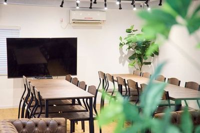 テレビは現在 破損中でございます。 - リノスペkitchen新宿本店【新宿区/新宿駅】レンタルキッチン 【新店舗🎉】リノスぺkitchen新宿本店【最大46名】の室内の写真