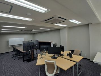 MA会議室 会議室の入口の写真