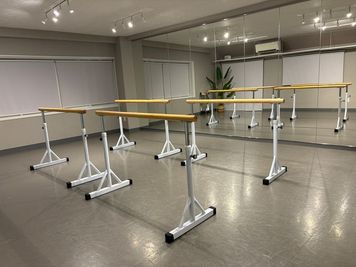バレエバー 1.5m×4 (追加料金なし) - studio NOBLE 東伏見駅　レンタルスタジオの設備の写真