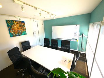 完全個室のため、会議やセミナー、研修、など、幅広い用途で利用可 - BAMBOOスペース