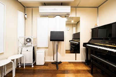 ケイコバ音楽スタジオ(旧KMA音楽スタジオ) 【A studio】の室内の写真