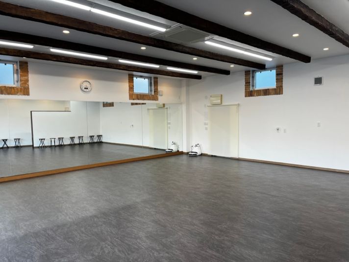 リディアダンスアカデミー安城桜井校 レンタルスタジオ安城桜井の室内の写真