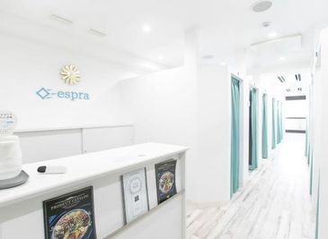 【女性専用】広い鏡台と清潔感あるレンタルサロンスペース - エスプラ五反田店