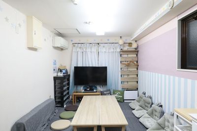 スペース前方（リビング） - FAIRY町田 フェミニンルームの室内の写真