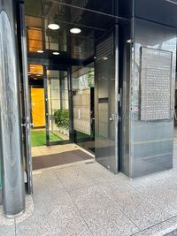 ビル入口 - スタンダード会議室　仙台あおば通り店 5階ミーティングルームの外観の写真