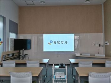 使いやすい - ＜会議・研修室レンタルスペース＞　まなクル浜松 小研修室／～16名【まなクル浜松】の室内の写真