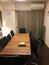 RAKUNA 名古屋 リニューアル会議室の室内の写真
