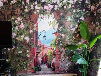 ５月の薔薇装飾🌹 - Girly五反田の室内の写真